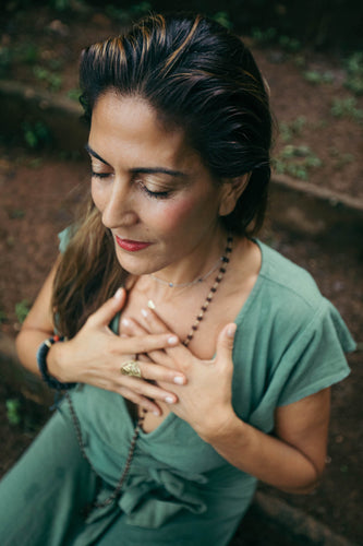 Osi Mizrahi in meditation